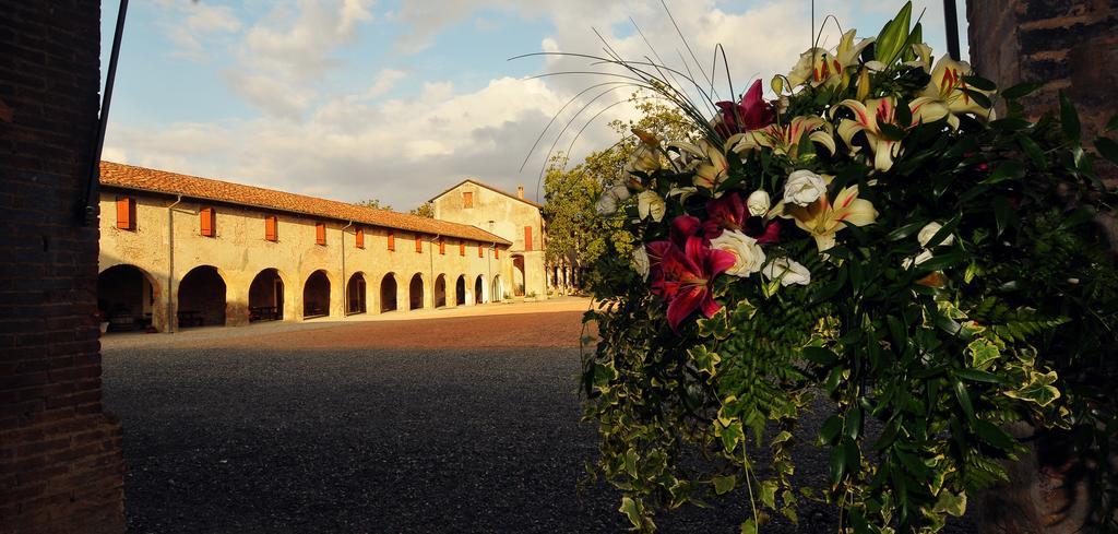 Antica Grancia Benedettina Villa โคลอร์โน ภายนอก รูปภาพ