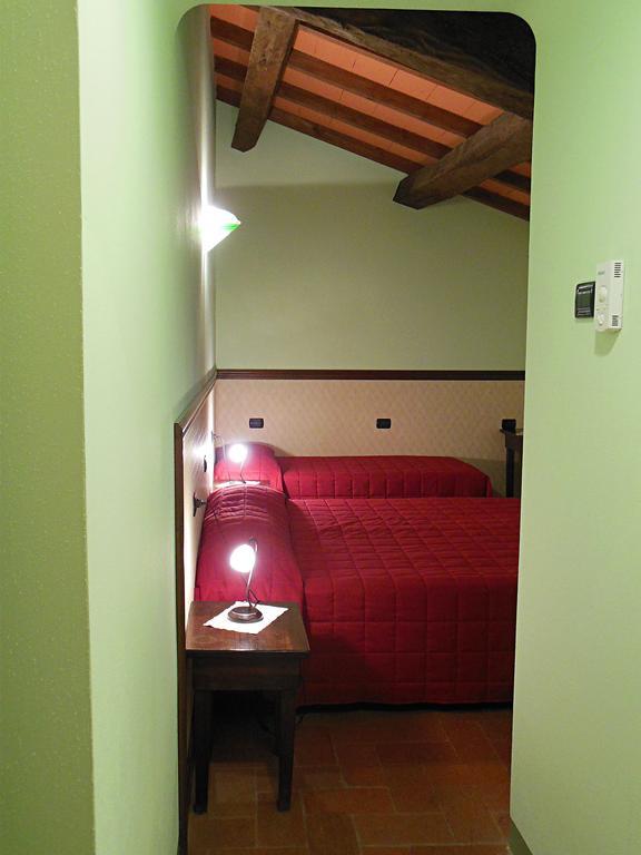 Antica Grancia Benedettina Villa โคลอร์โน ห้อง รูปภาพ